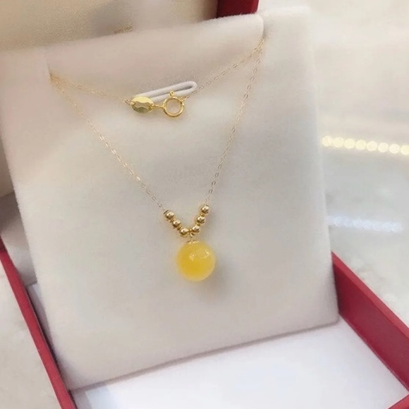 Jewelry Au750 18k Gold Amber Necklace 18 Poshmark